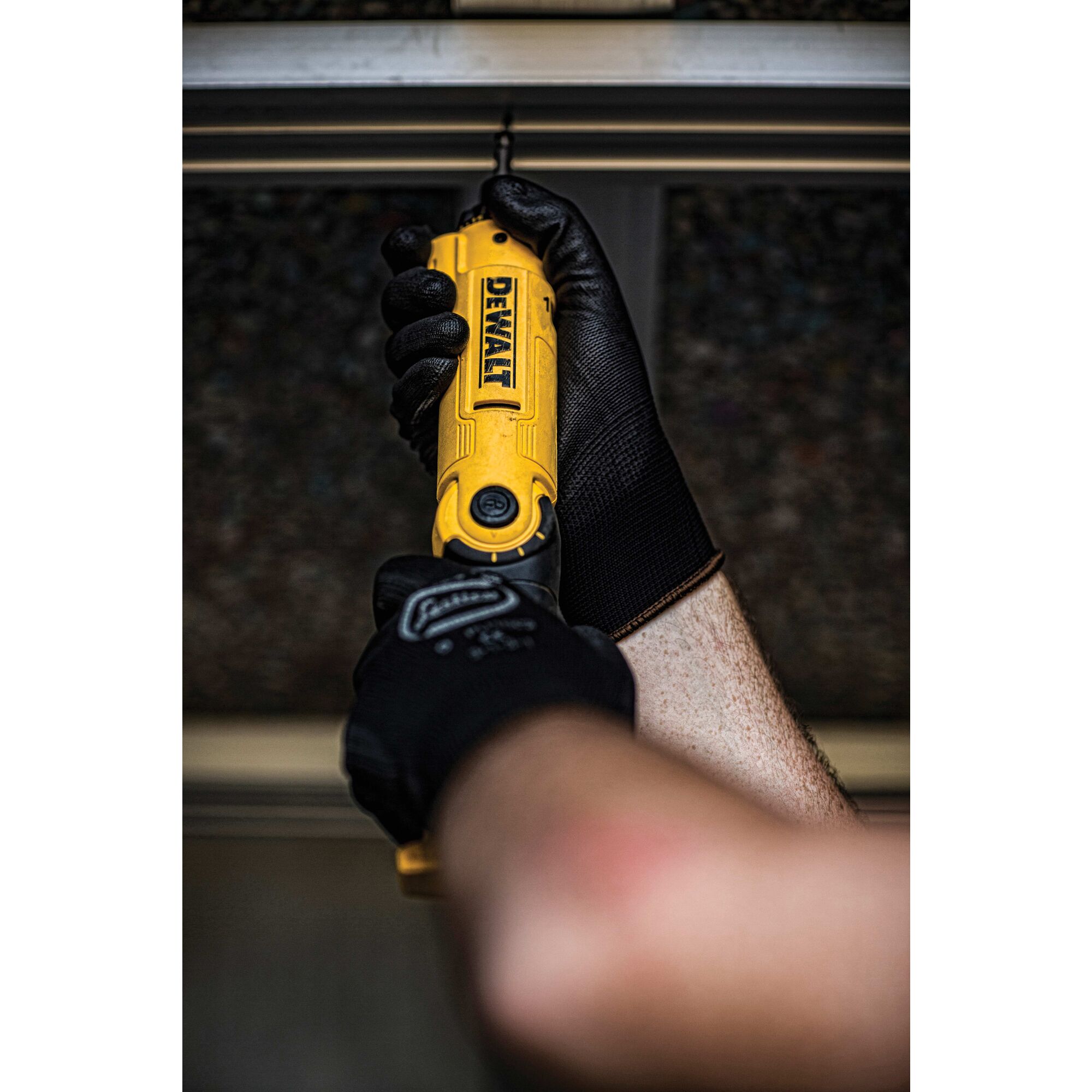 8V MAX Screwdriver