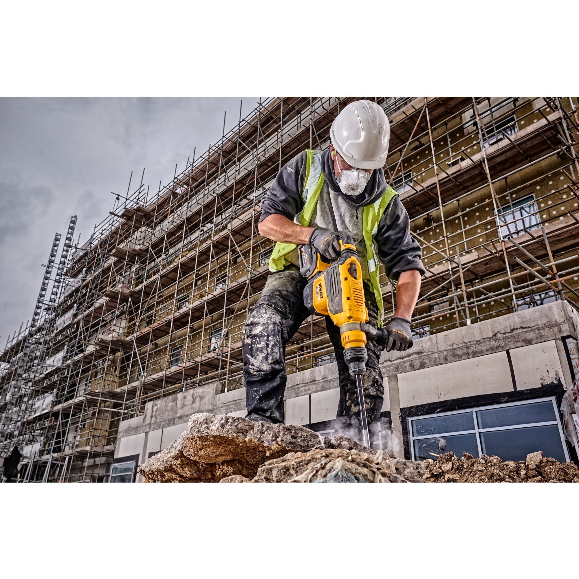 54V XR FLEXVOLT 48mm SDS-Max Hammer Drill - Bare Unit