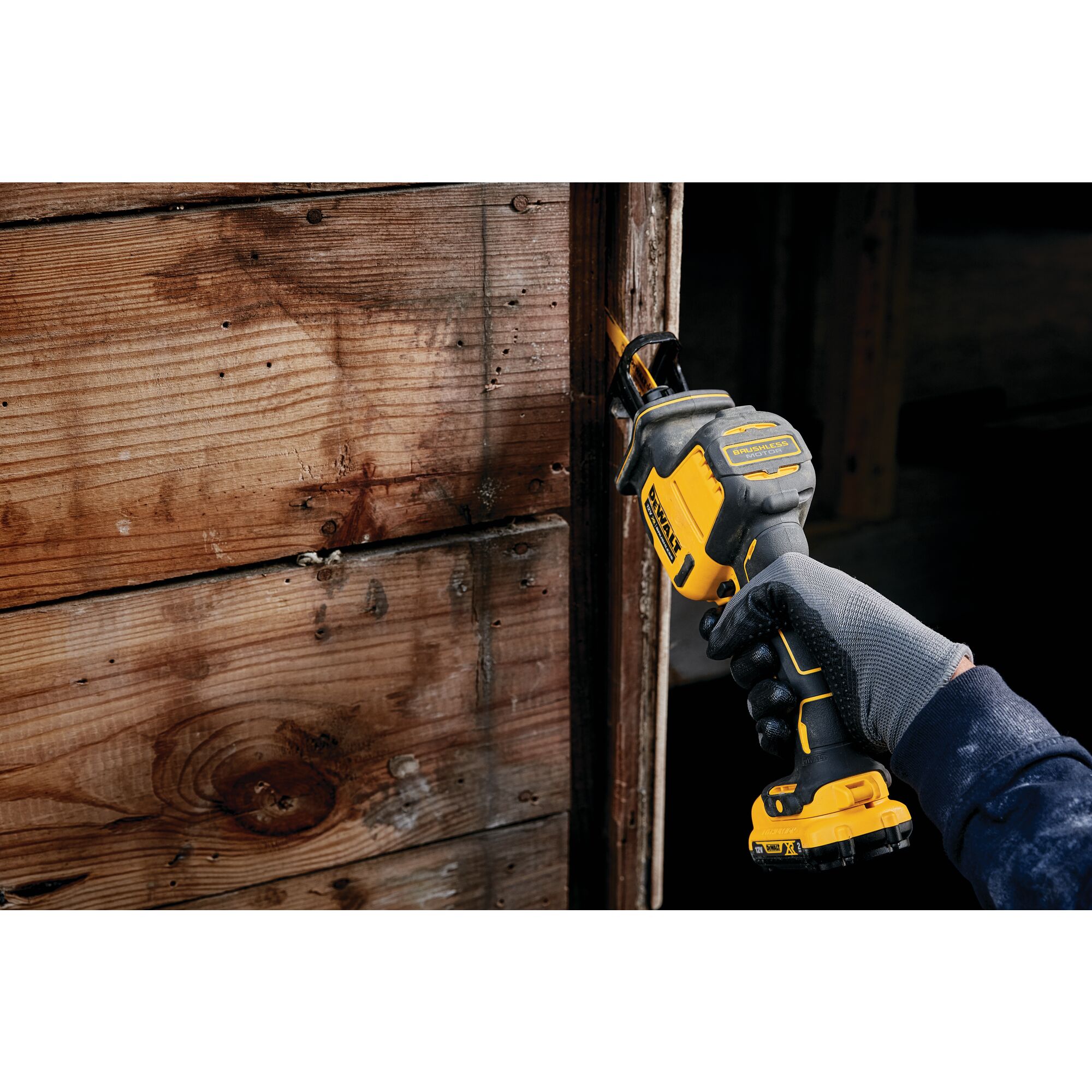 12V XR Brushless Sub Compact Reciprocating Saw (2 x 2 Ah)