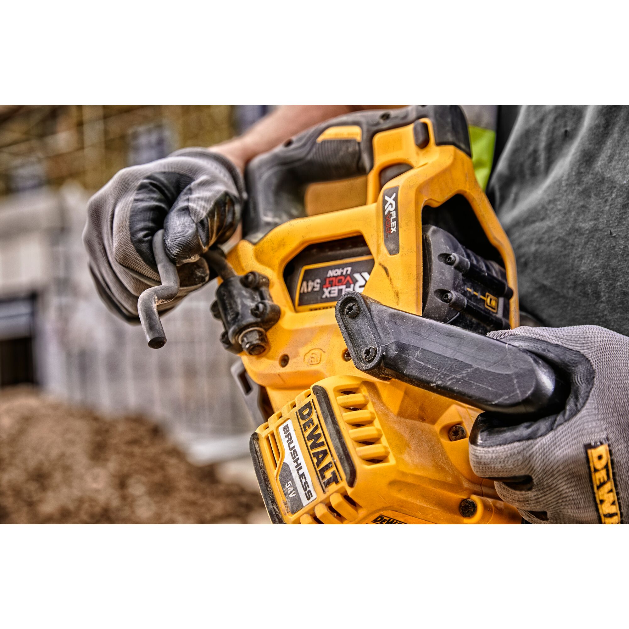 54V XR FLEXVOLT 190mm High Torque Circular Saw - Bare Unit