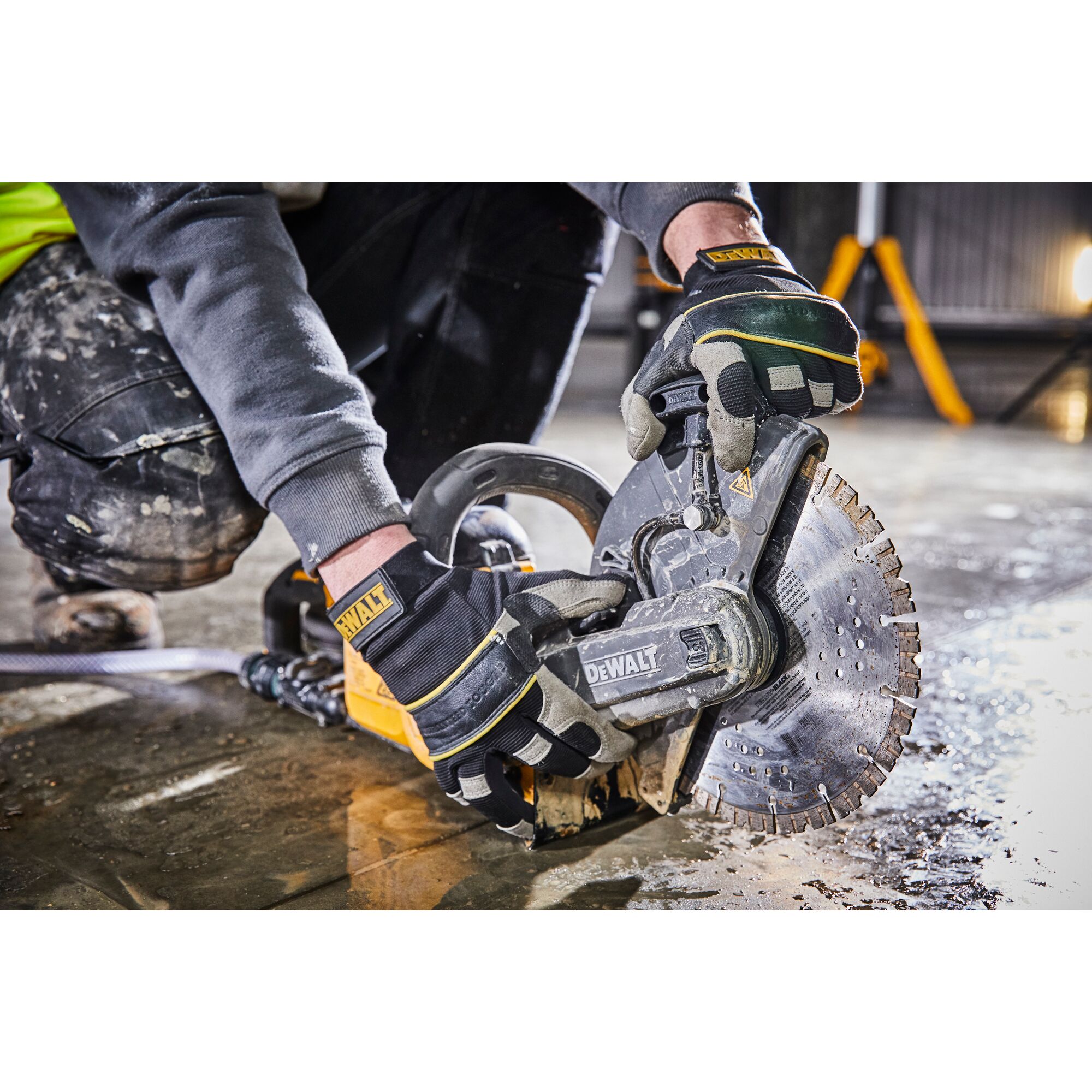54V XR FLEXVOLT 230mm Cut Off Saw - Bare Unit
