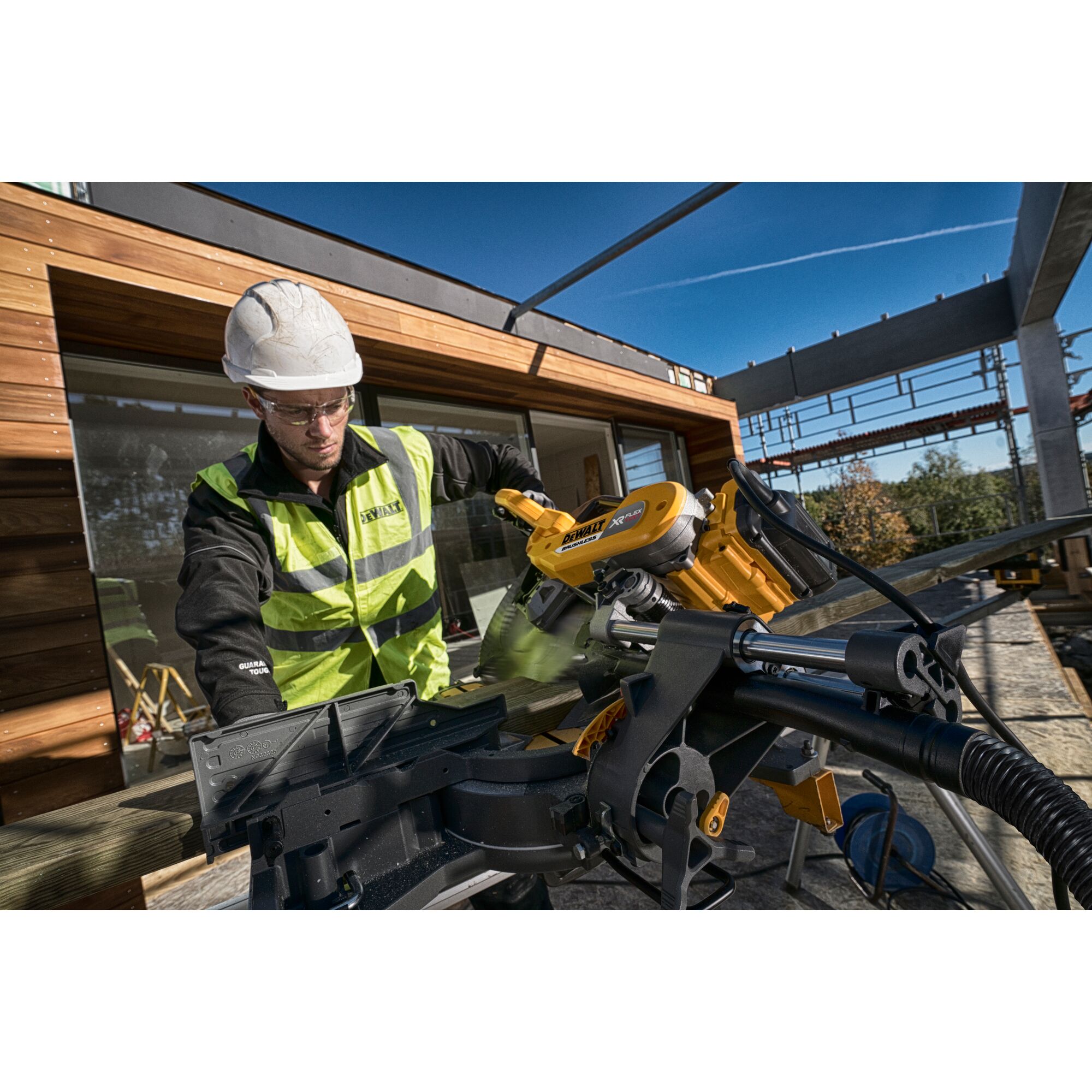 54V XR FLEXVOLT 305MM MITRE SAW - 2 X 6AH