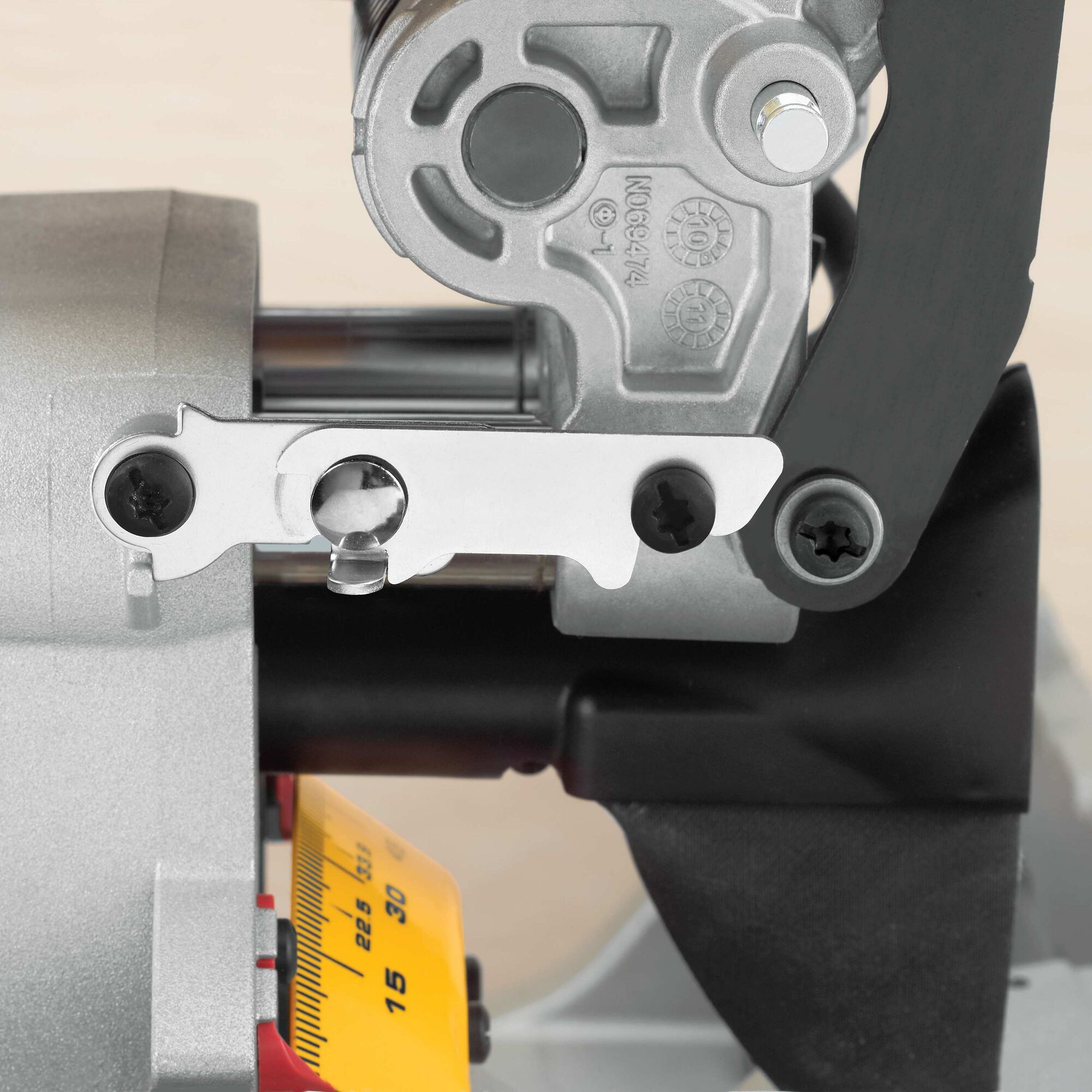 1675W 12-inch Sliding Mitre Saw with XPS
