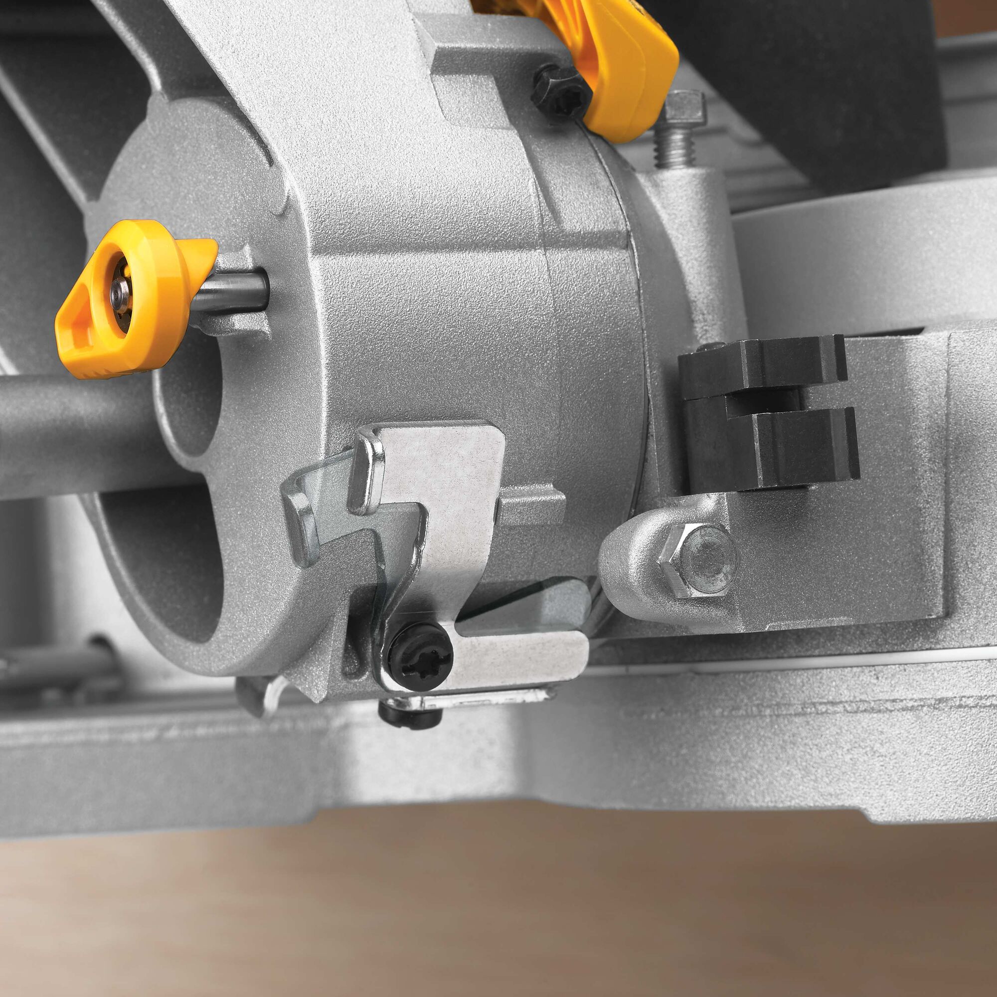 1675W 12-inch Sliding Mitre Saw with XPS