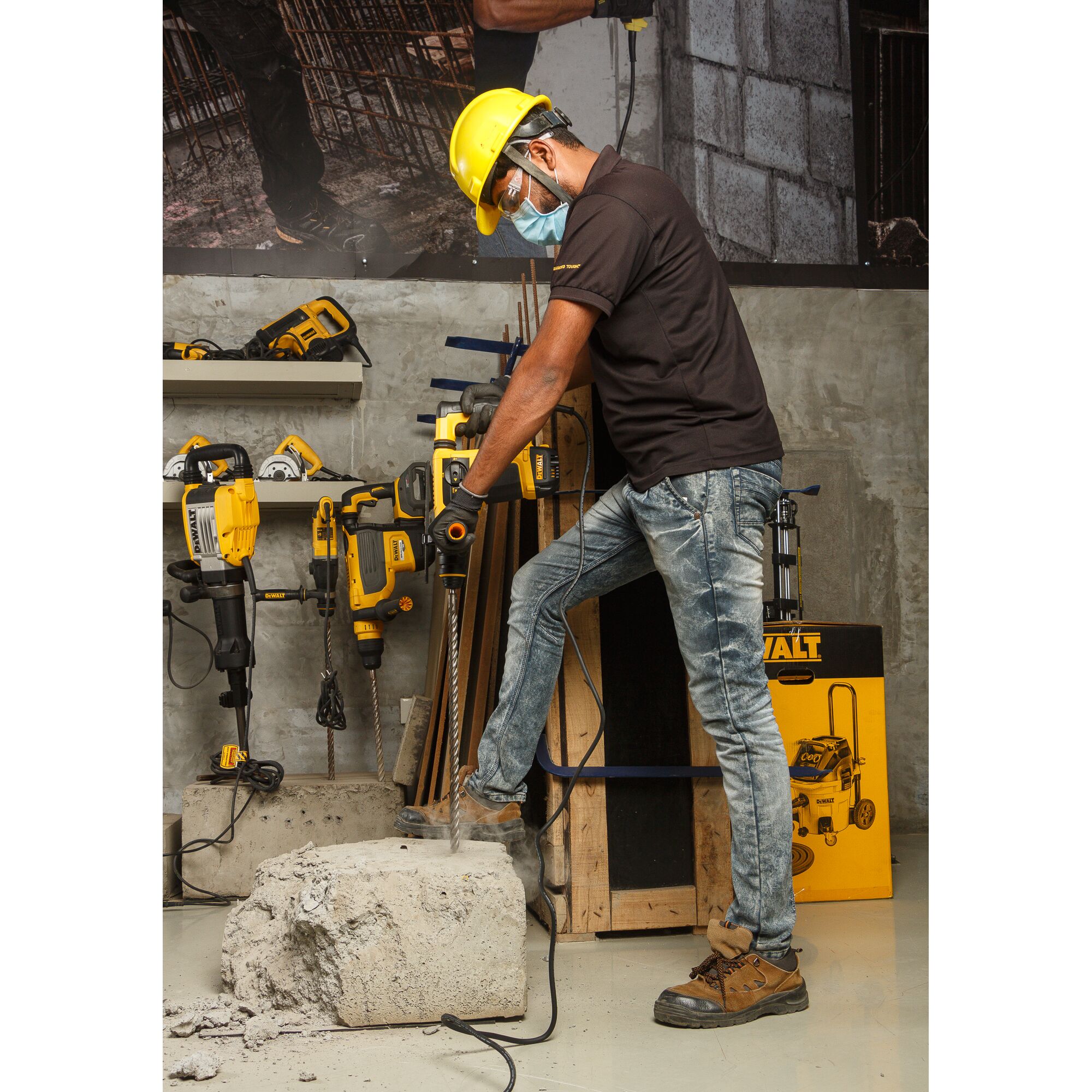 1-1/8 in. SDS Combination Hammer With SHOCKS Active Vibration Control®