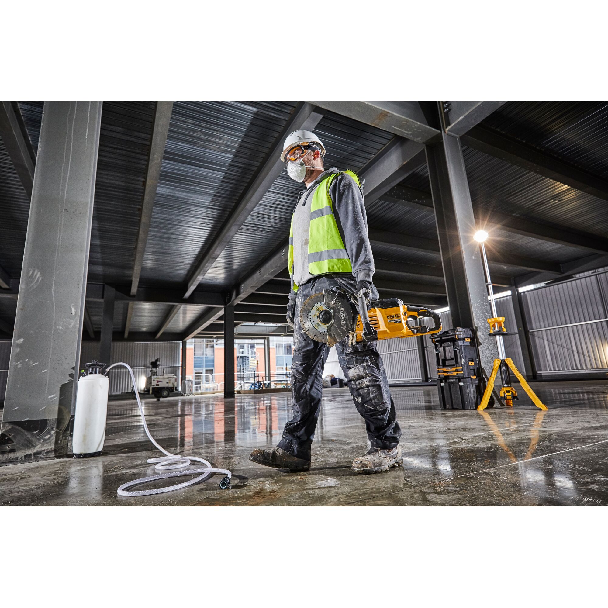 54V XR FLEXVOLT 230mm Cut Off Saw (Tool Only)