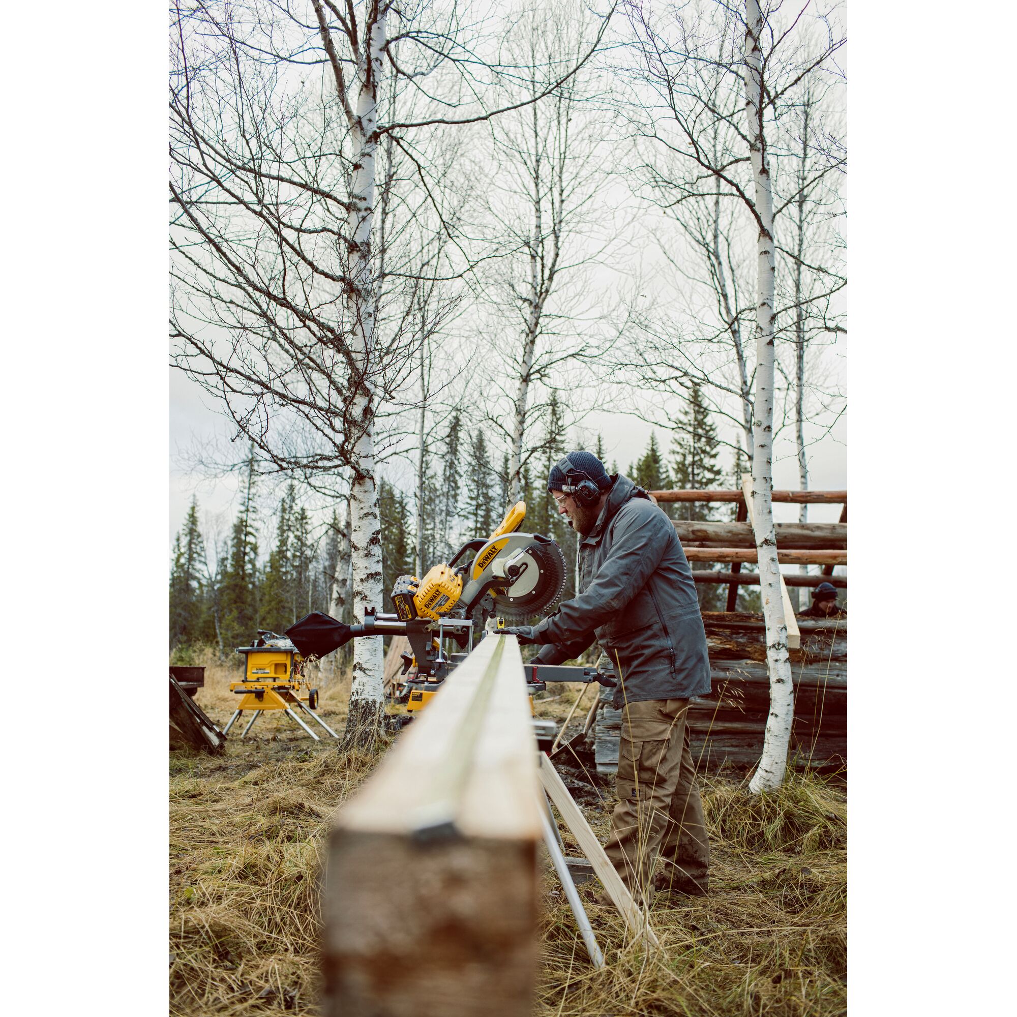 54V XR FLEXVOLT 305mm Mitre Saw - 2 X 6Ah